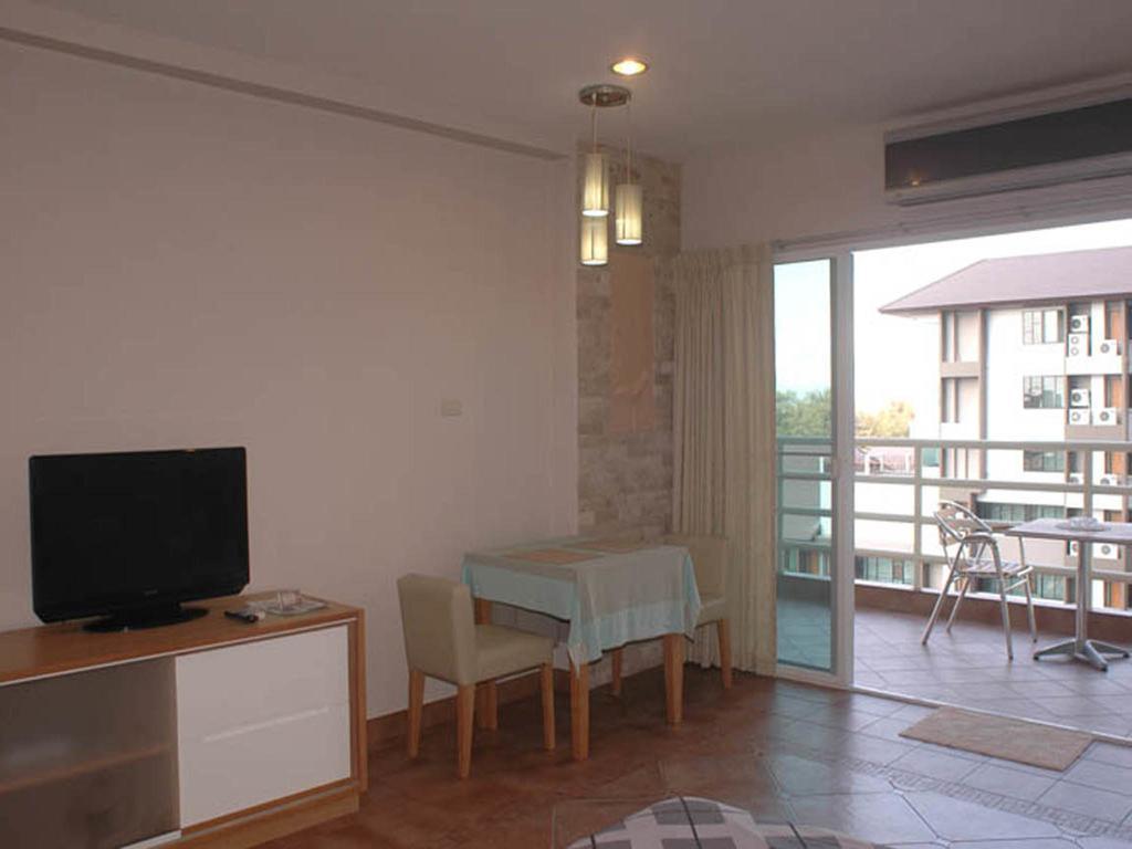 Apartments At View Talay Pattaya Exteriör bild