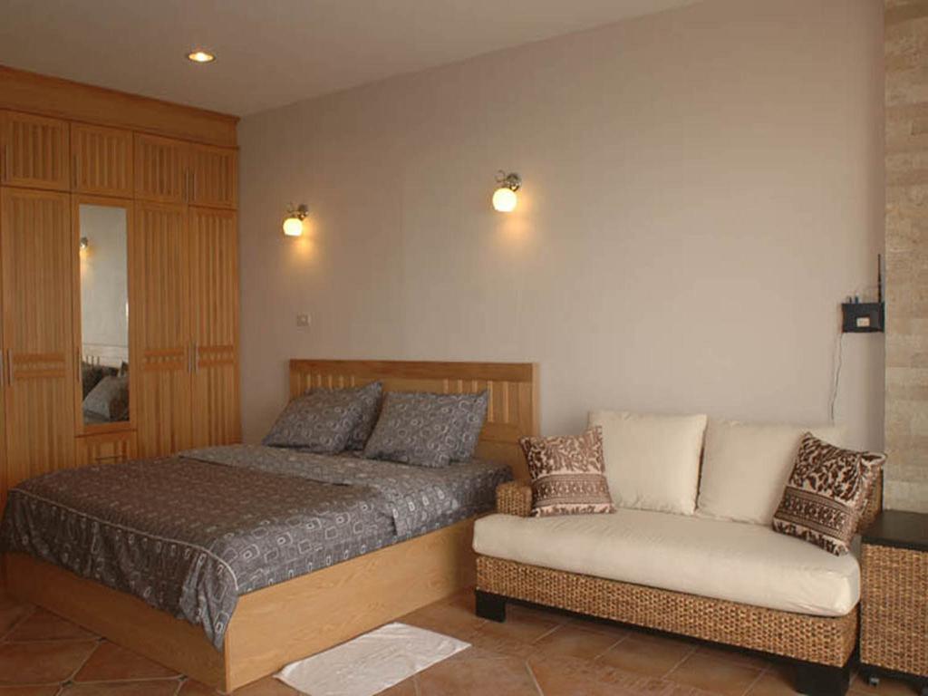 Apartments At View Talay Pattaya Exteriör bild