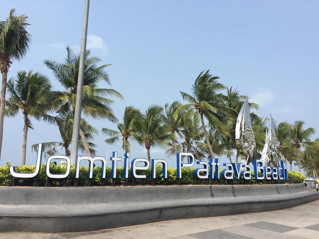 Apartments At View Talay Pattaya Exteriör bild